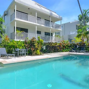 Seascape Holidays - Tropical Reef Aparthotel
